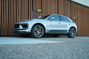PORSCHE MACAN S PDK l 380 PS