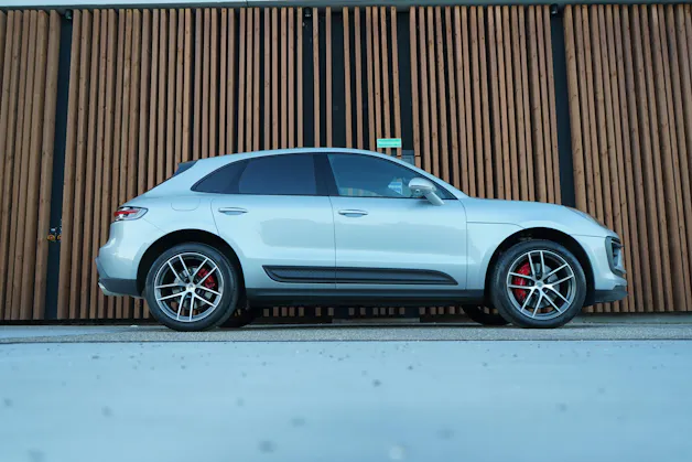 PORSCHE MACAN S PDK l 380 PS