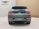 BENTLEY Bentayga Azure aus 1. Hand in dunkelgrün metallic.