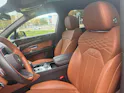 BENTLEY Bentayga Azure aus 1. Hand in dunkelgrün metallic.