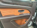 BENTLEY Bentayga Azure aus 1. Hand in dunkelgrün metallic.