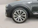 BENTLEY Bentayga Azure aus 1. Hand in dunkelgrün metallic.