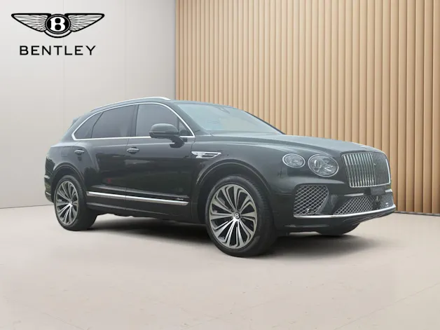 BENTLEY Bentayga Azure aus 1. Hand in dunkelgrün metallic.