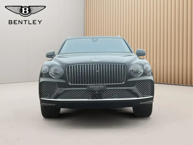 BENTLEY Bentayga Azure aus 1. Hand in dunkelgrün metallic.