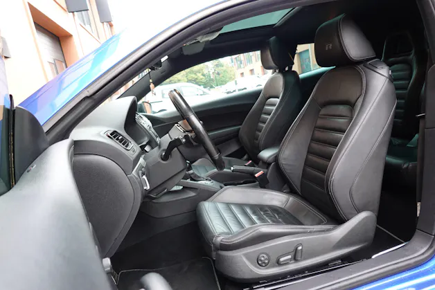 VW Scirocco 2.0 TSI R DSG "* CH Auto * Tempomat * Capteurs * Toit Ouvrant * Jantes 19 * Phares Xenon *"