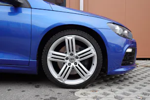 VW Scirocco 2.0 TSI R DSG "* CH Auto * Tempomat * Capteurs * Toit Ouvrant * Jantes 19 * Phares Xenon *"