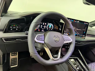 VW Golf 2.0 TSI R-Line DSG 4 Motion