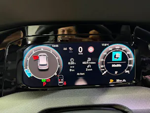 VW Golf 2.0 TSI R-Line DSG 4 Motion