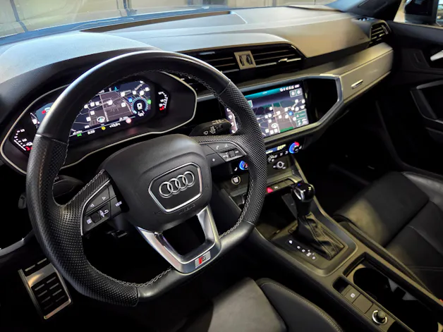 AUDI Q3 Sportback 1.4 45 TFSI e S line S-Tronic