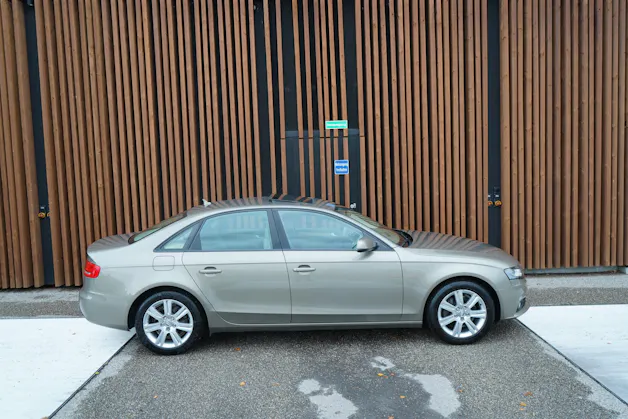 AUDI A4 LIMOUSINE 2.0 TFSI QUATTRO S-TRONIC l 211 PS