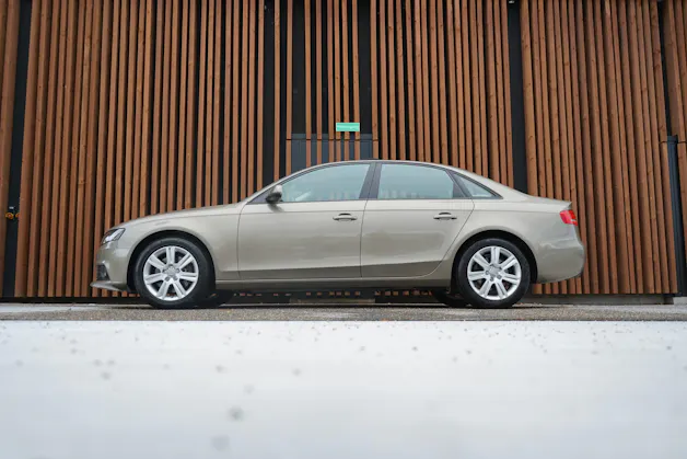 AUDI A4 LIMOUSINE 2.0 TFSI QUATTRO S-TRONIC l 211 PS