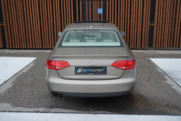 AUDI A4 LIMOUSINE 2.0 TFSI QUATTRO S-TRONIC l 211 PS