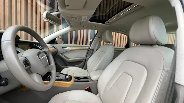 AUDI A4 LIMOUSINE 2.0 TFSI QUATTRO S-TRONIC l 211 PS