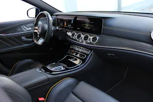 MERCEDES-BENZ AMG E 63 S 4Matic+ designo-Sonderlackierung "brillantblau magno"