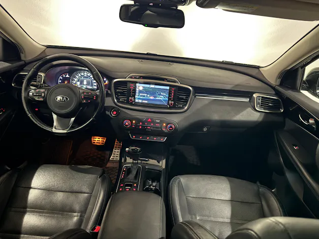 Kia Sorento 2.2 CRDI Style 5P. Automatic