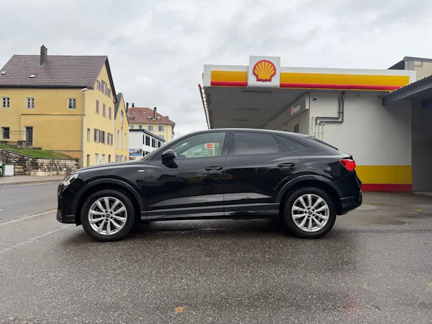 AUDI Q3 SB 40 TFSI S line qu