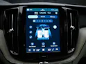VOLVO XC60 B4 Benzin Mild Hybrid Core Geartronic *Panorama*Lenkradheizung*Assistenten*