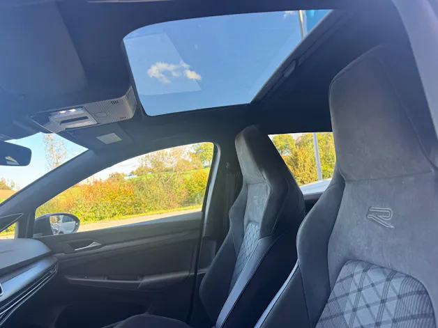 VW Golf 2.0 TSI R-Line DSG 4 Motion