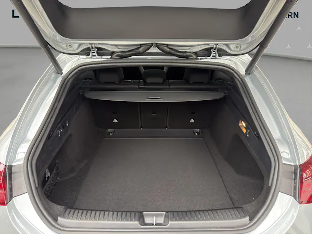MERCEDES-BENZ CLA Shooting Brake 350 4Matic 85 kWh EQ