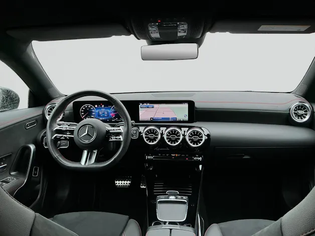 MERCEDES-BENZ CLA 180 CLA Shooting Brake 180 7G-DCT AMG Line Night Paket