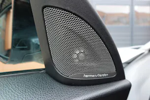 BMW M2 Competition "CH Auto * Intérieur Carbon * Sièges Electriques Mémoire * Volant Alcantara * Harman Kardon * Remus *"