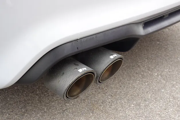 BMW M2 Competition "CH Auto * Intérieur Carbon * Sièges Electriques Mémoire * Volant Alcantara * Harman Kardon * Remus *"