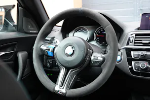 BMW M2 Competition "CH Auto * Intérieur Carbon * Sièges Electriques Mémoire * Volant Alcantara * Harman Kardon * Remus *"