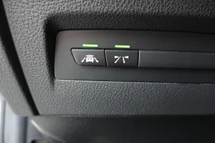 BMW M2 Competition "CH Auto * Intérieur Carbon * Sièges Electriques Mémoire * Volant Alcantara * Harman Kardon * Remus *"