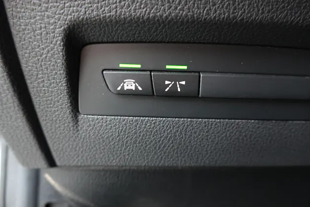 BMW M2 Competition "CH Auto * Intérieur Carbon * Sièges Electriques Mémoire * Volant Alcantara * Harman Kardon * Remus *"