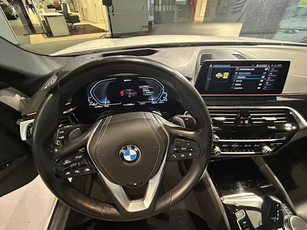 BMW 530e xDrive Pure M Sport Edition Steptronic
