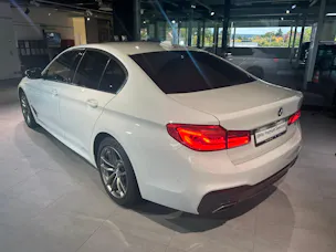 BMW 530e xDrive Pure M Sport Edition Steptronic