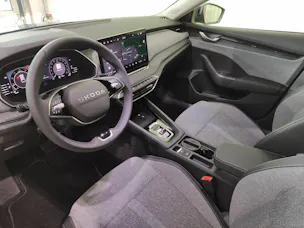 SKODA Octavia Combi 2.0 TSI Selection 4x4 DSG Lodge