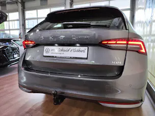 SKODA Octavia Combi 2.0 TSI Selection 4x4 DSG Lodge