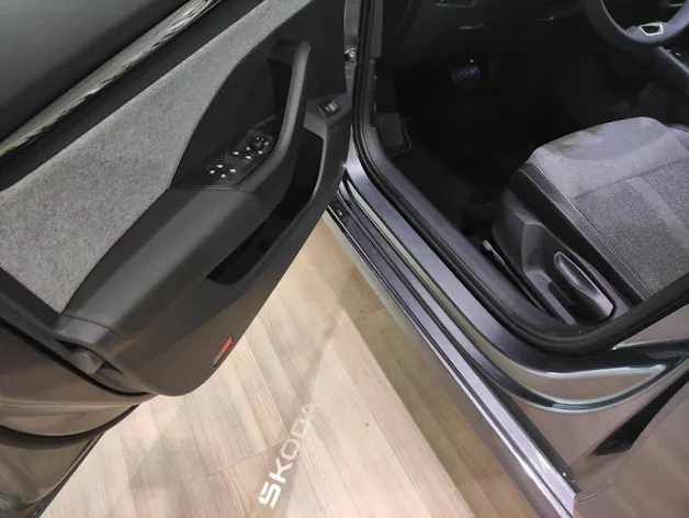 SKODA Octavia Combi 2.0 TSI Selection 4x4 DSG Lodge