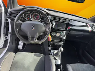 DS AUTOMOBILES DS 3 1.6 THP Performance