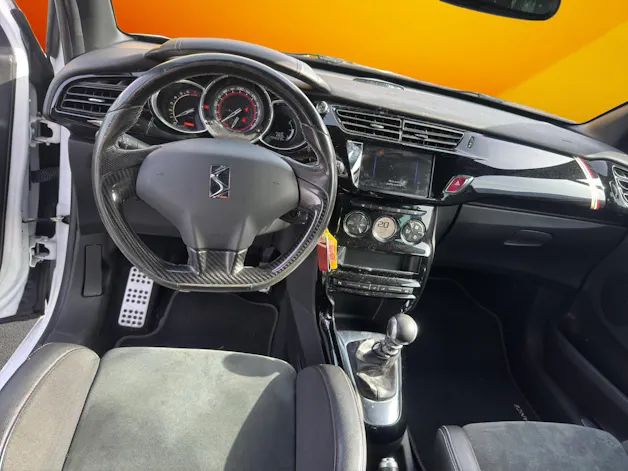 DS AUTOMOBILES DS 3 1.6 THP Performance