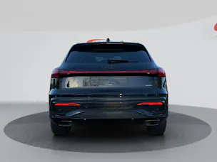 AUDI Q5 TFSI quatto 150 kW S-tronic S-Line