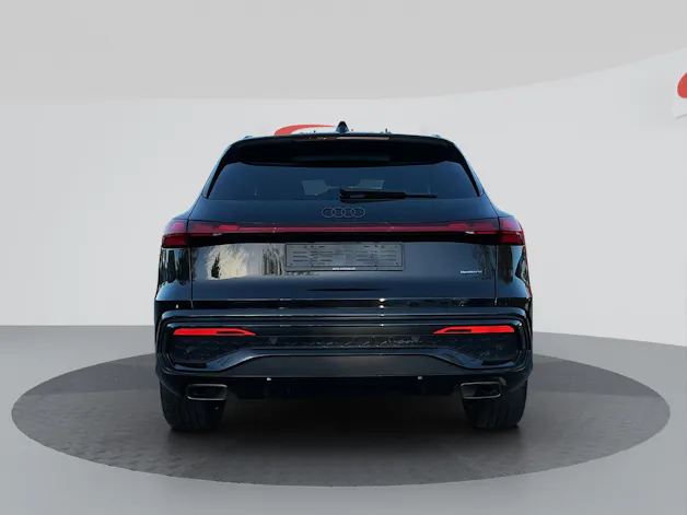 AUDI Q5 TFSI quatto 150 kW S-tronic S-Line