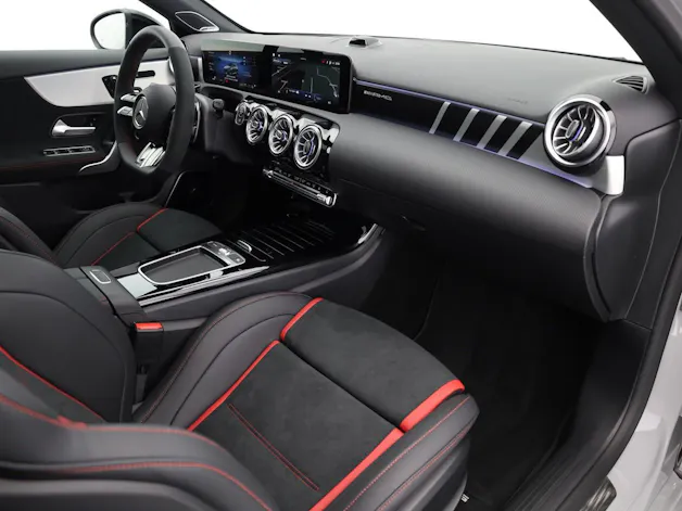 MERCEDES-BENZ A AMG 35 4Matic 8G-DCT