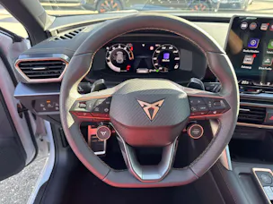 CUPRA LEON ST 2.0 TSi VZ 333PS 4Drive DSG-Auotmat