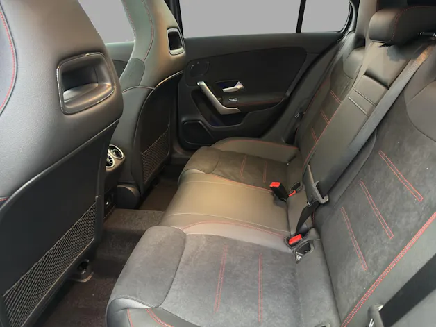 MERCEDES-BENZ A 200 Night Star 7G-DCT