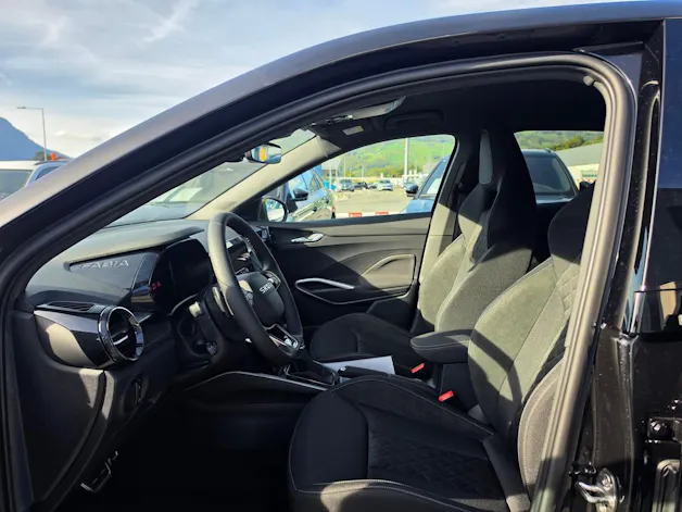 SKODA Fabia 1.0 TSI Dynamic DSG