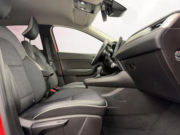 RENAULT Captur 1.3 TCe EDC Intens EDC