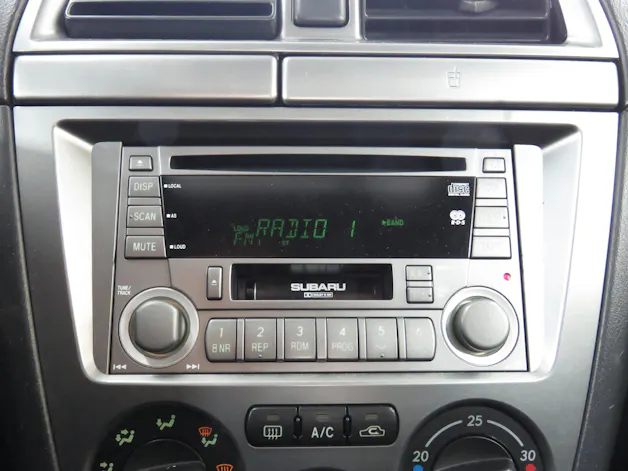 Subaru Impreza 2.0 Turbo 4WD WRX Fixpreis !!!
