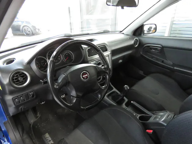Subaru Impreza 2.0 Turbo 4WD WRX Fixpreis !!!