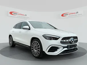 MERCEDES-BENZ GLA 200 AMG Line 7G-DCT