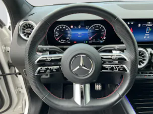 MERCEDES-BENZ GLA 200 AMG Line 7G-DCT