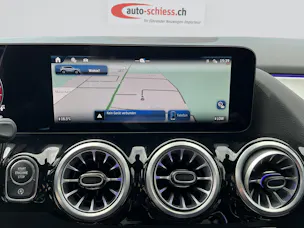 MERCEDES-BENZ GLA 200 AMG Line 7G-DCT