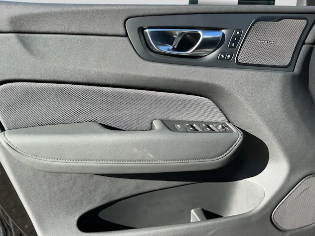 VOLVO XC60 B5 Benzin Mild Hybrid AWD