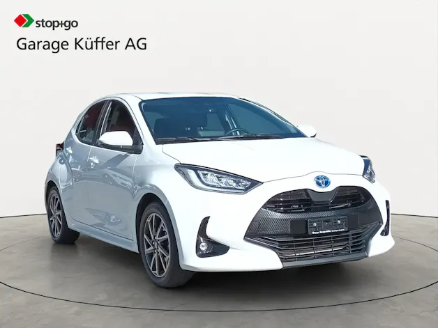Toyota Yaris 1.5 Team Deutschland e-CVT